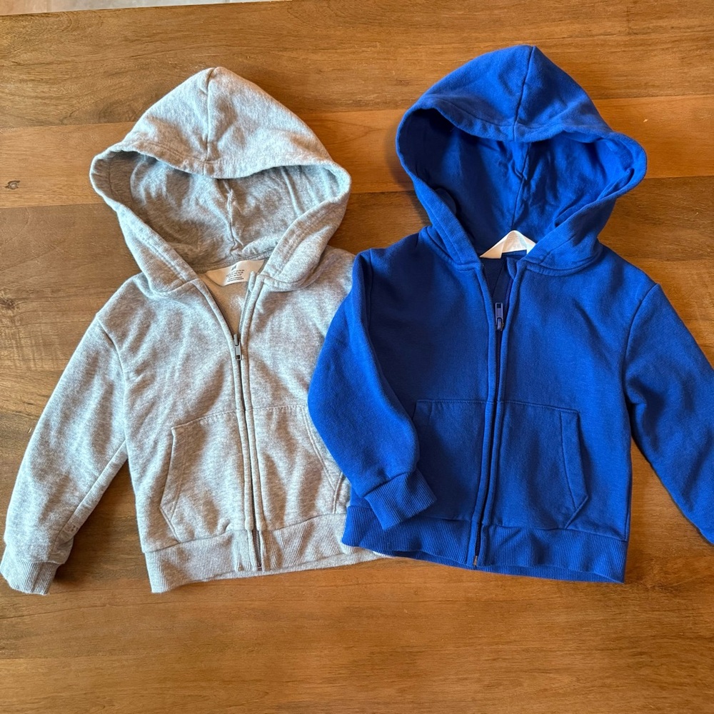 💥2/$20 H&M Jackets - zip up - toddler 2T